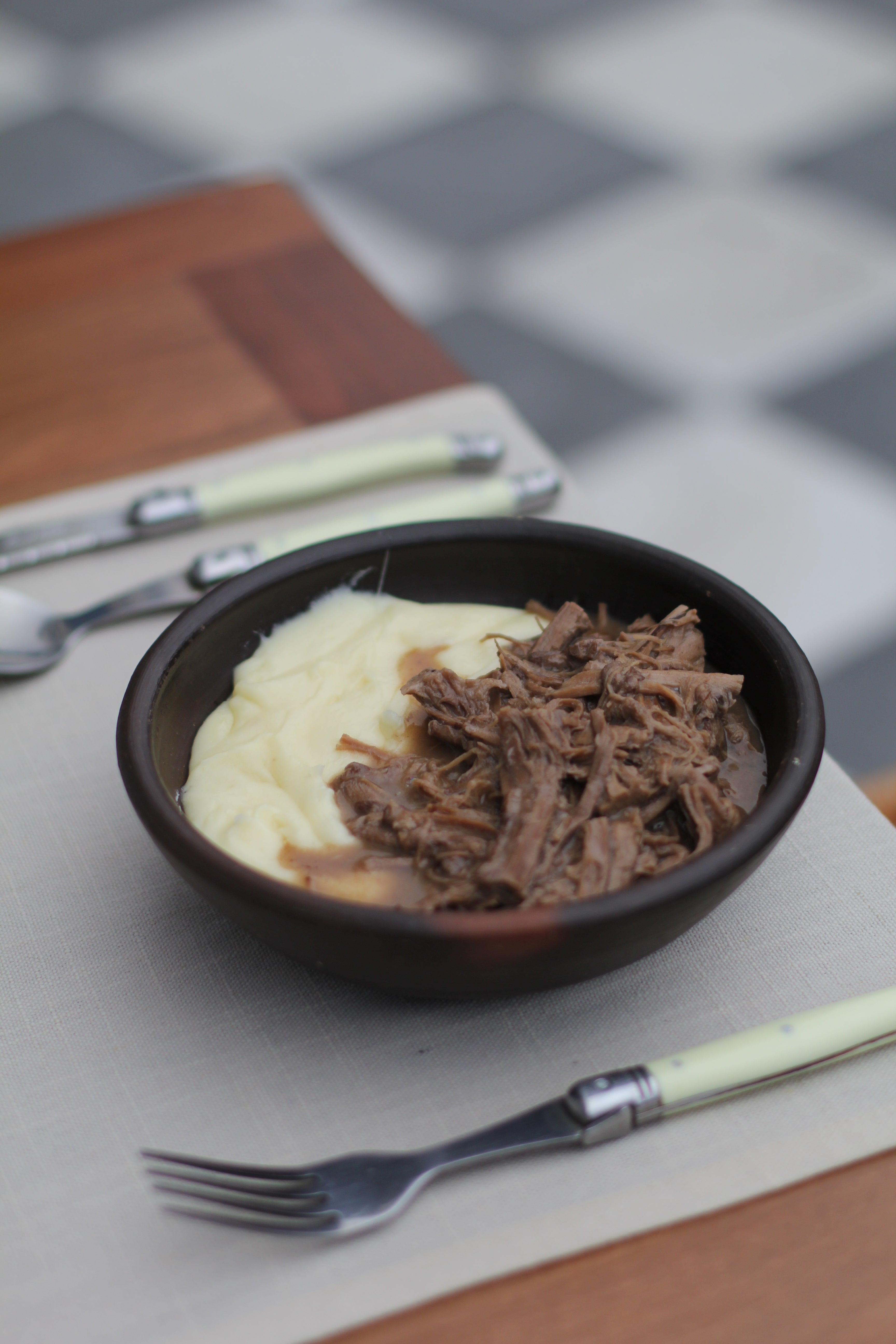 Mechada con "Aligot"