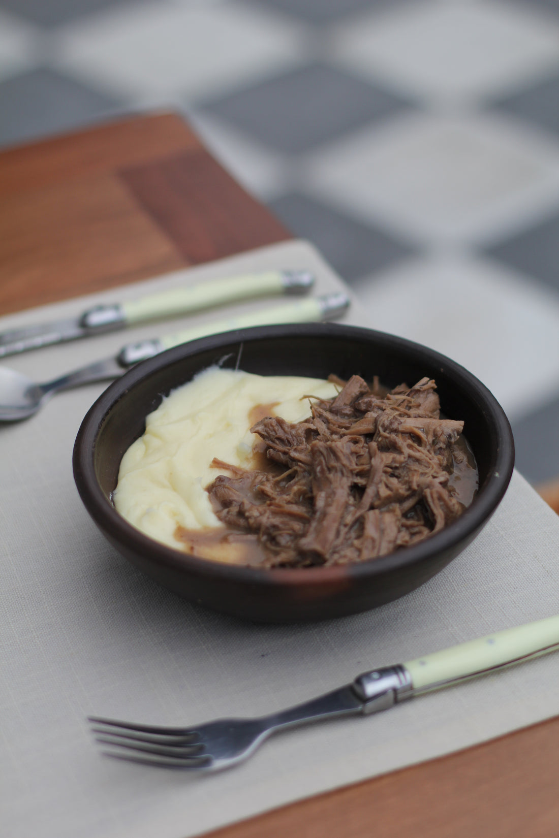 Mechada con &quot;Aligot&quot;