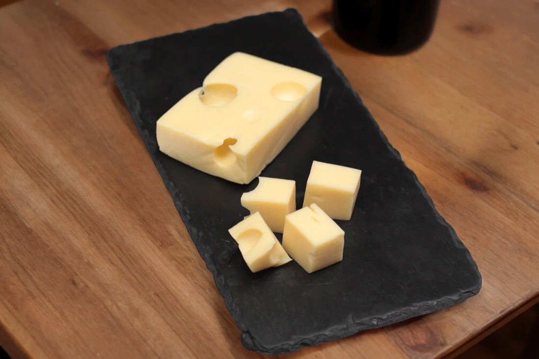 Emmental - El Gigante de los Alpes Suizos (200g)